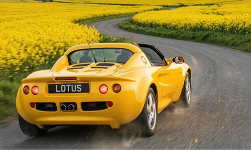 LOTUS - MAŽIAU YRA DAUGIAU!